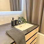 Apartamento Cozy Top-floor In Talin