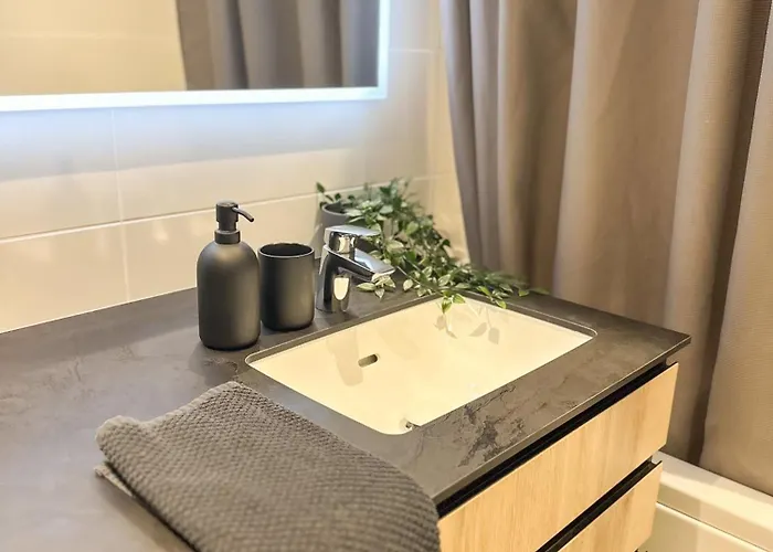 Apartment Cozy Top-floor In Reval